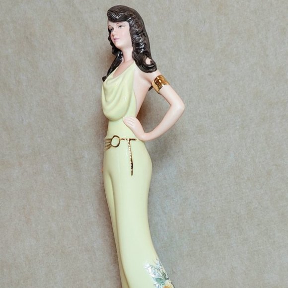 Rare Ltd Edition Bradford Exchange "Denise" Home/Office Collectible Statue Decor - Picture 9 of 12